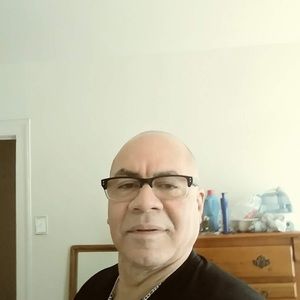 Meet your Posher, Luis